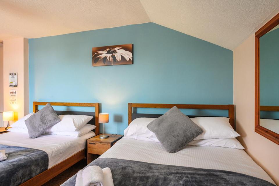 The Victoria Inn Труро Экстерьер фото