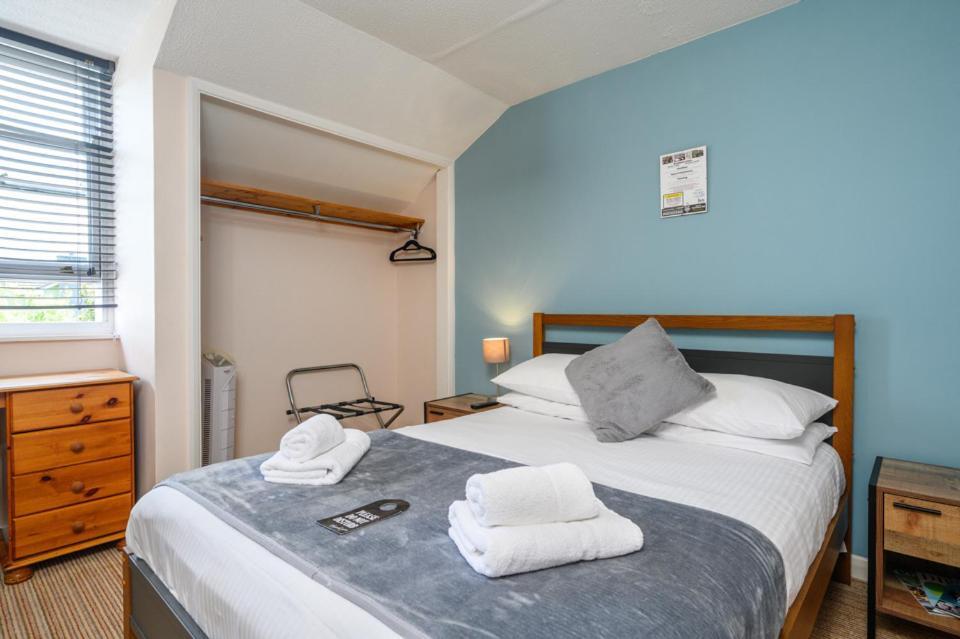 The Victoria Inn Труро Экстерьер фото